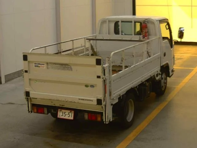 Isuzu ELF — фото 2
