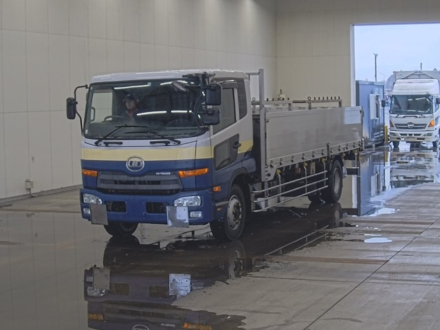 Nissan CONDOR