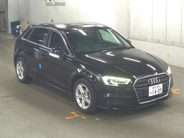 Audi A3 — фото 1