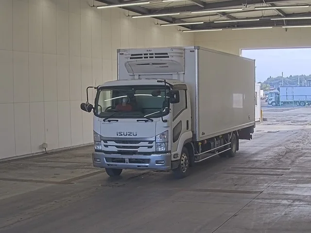 Isuzu FORWARD — фото 1