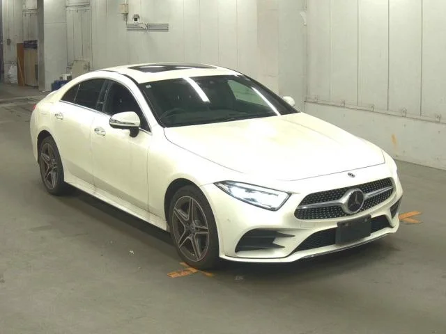 Mercedes-Benz CLS — фото 1