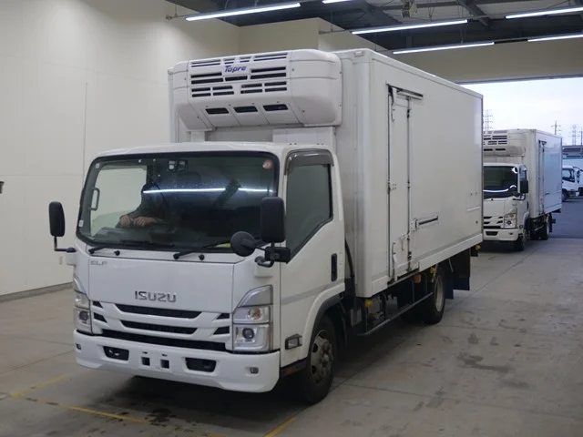 Isuzu ELF — фото 1
