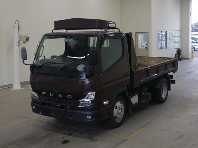 Mitsubishi CANTER — фото 1