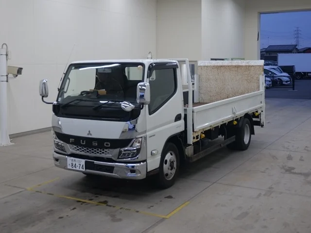 Mitsubishi CANTER — фото 1