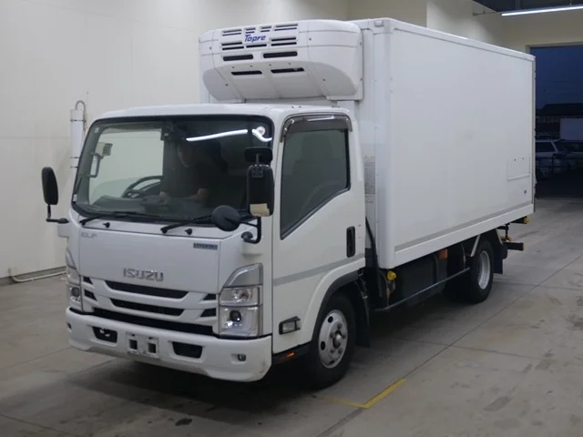 Isuzu ELF — фото 1