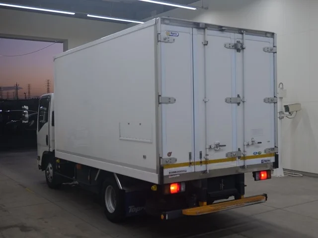 Isuzu ELF — фото 2