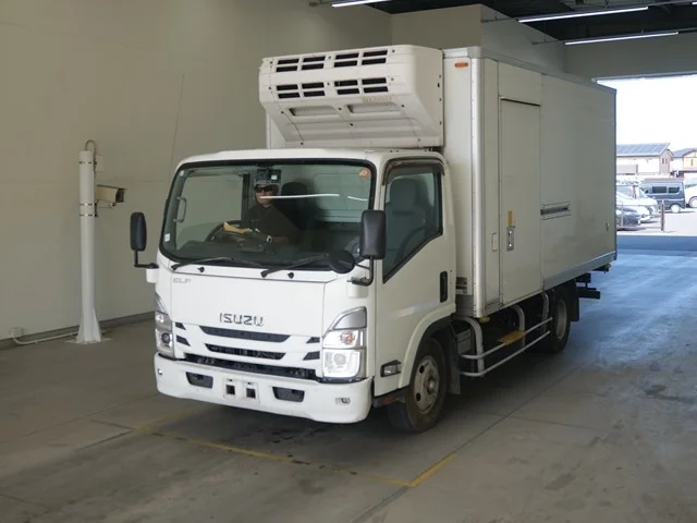 Isuzu ELF — фото 1
