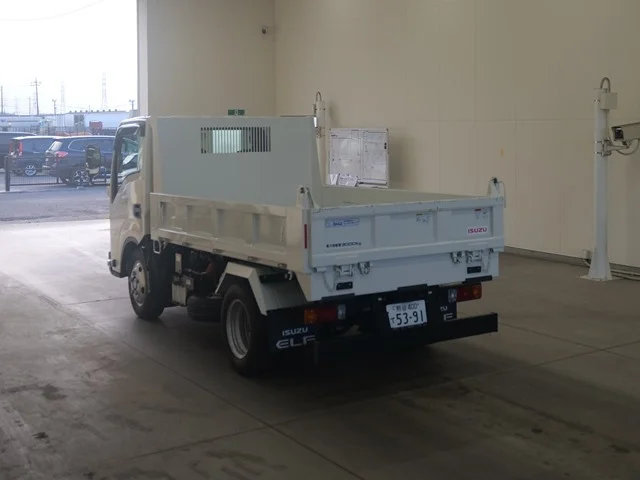 Isuzu ELF — фото 2