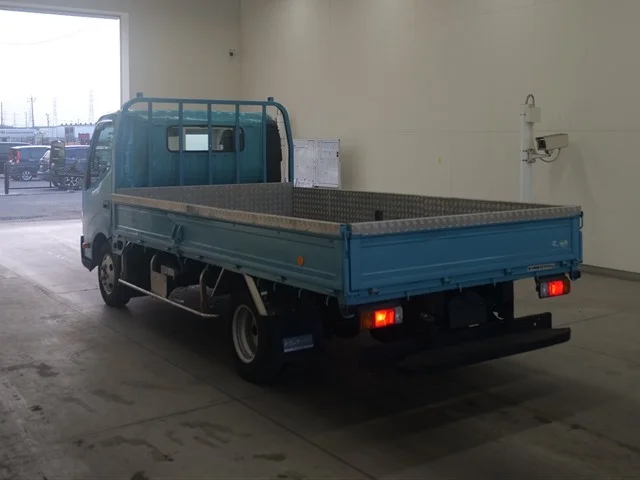 HINO DUTRO — фото 2