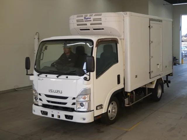 Isuzu ELF — фото 1