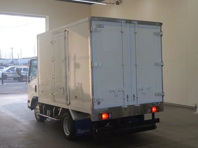 Isuzu ELF — фото 2