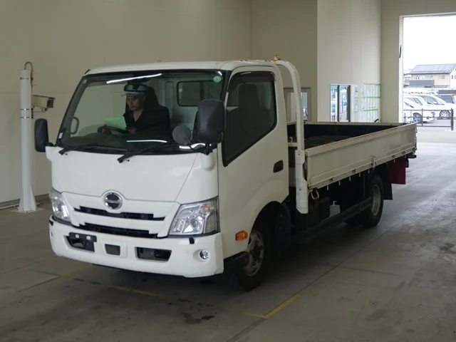 HINO DUTRO — фото 1