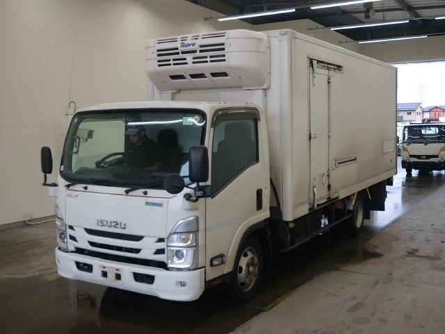 Isuzu ELF — фото 1