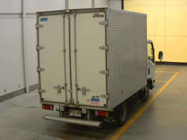 Isuzu ELF — фото 2