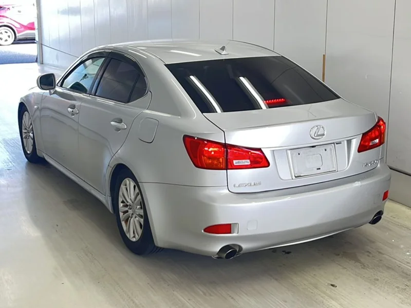 Lexus IS — фото 2