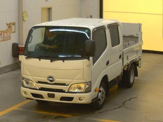 HINO DUTRO — фото 1