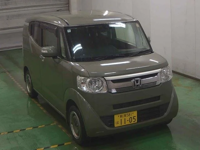 Honda N BOX SLASH — фото 1