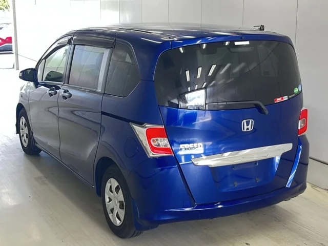 Honda FREED — фото 2