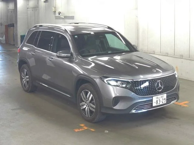 Mercedes-Benz EQB — фото 1