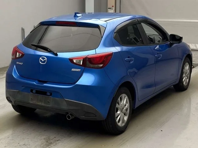 Mazda DEMIO — фото 2