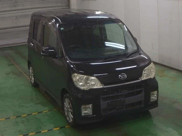 Daihatsu TANTO EXE — фото 1
