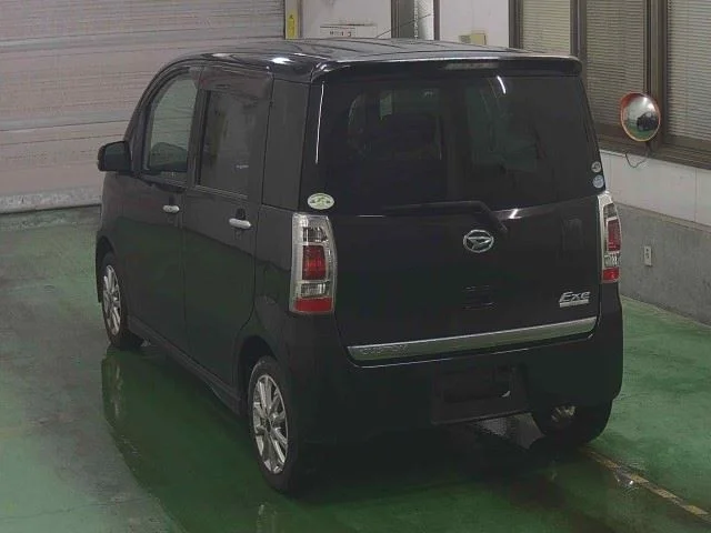 Daihatsu TANTO EXE — фото 2