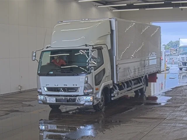 Mitsubishi FUSO FIGHTER