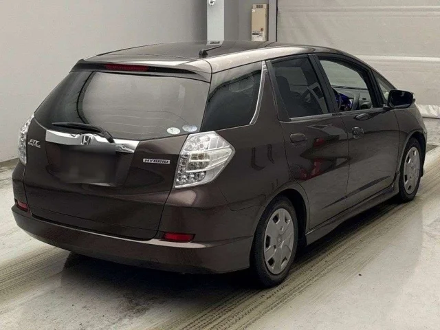 Honda FIT SHUTTLE — фото 2