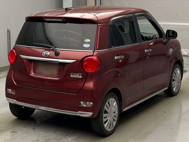 Daihatsu CAST — фото 2