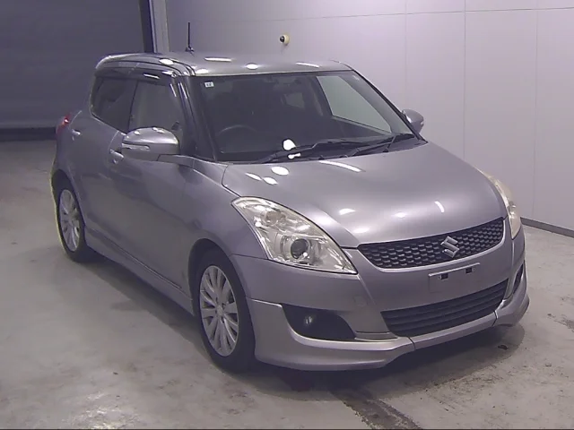 Suzuki SWIFT — фото 1