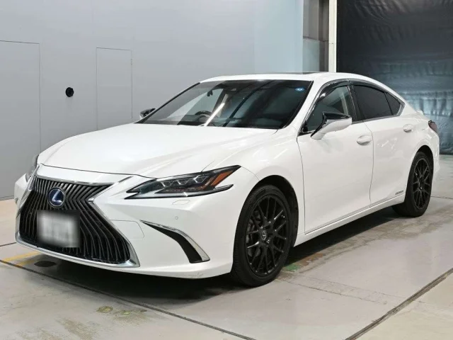 Lexus ES — фото 1
