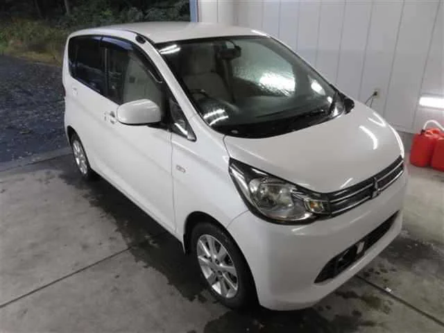 Mitsubishi EK WAGON — фото 1