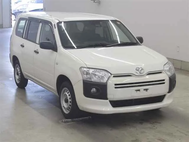 Toyota SUCCEED