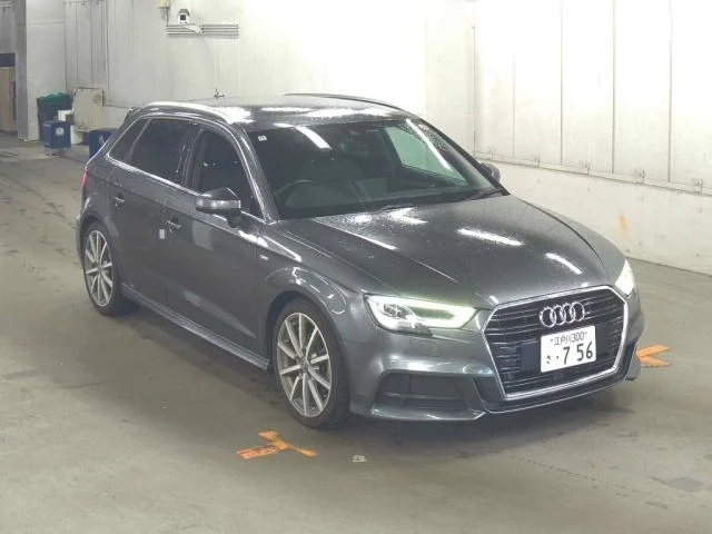 Audi A3 — фото 1