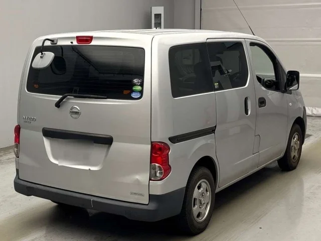 Nissan NV200 — фото 2