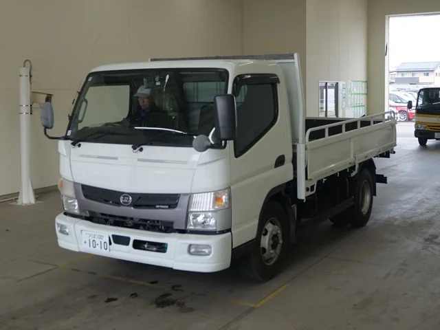 Nissan UD SERIES — фото 1