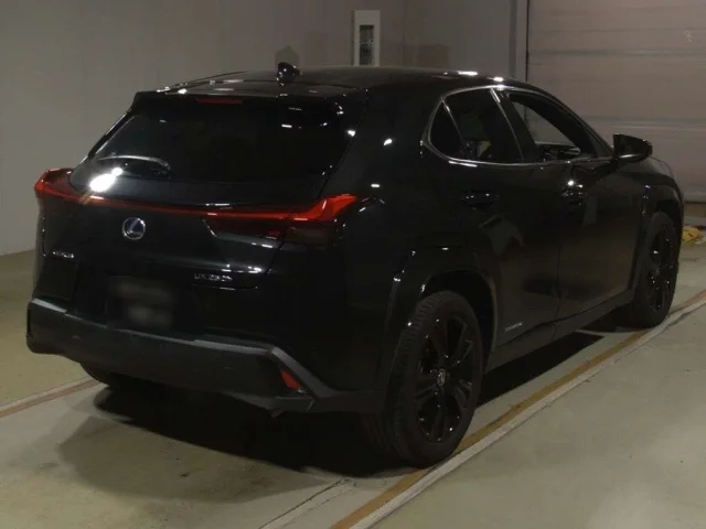 Lexus UX — фото 2