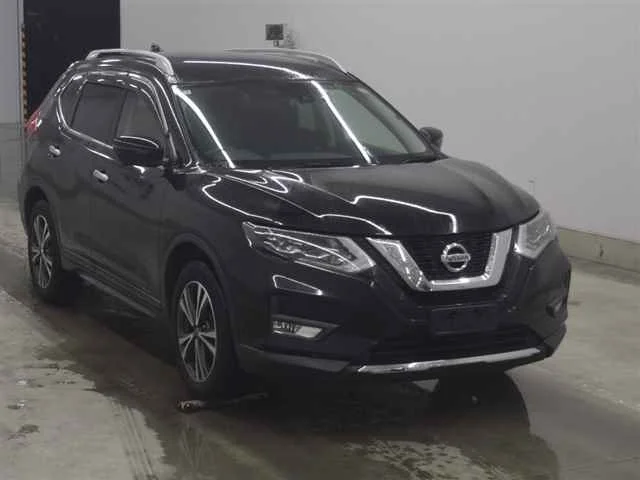Nissan X-TRAIL — фото 1