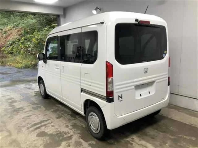 Honda N-VAN — фото 2