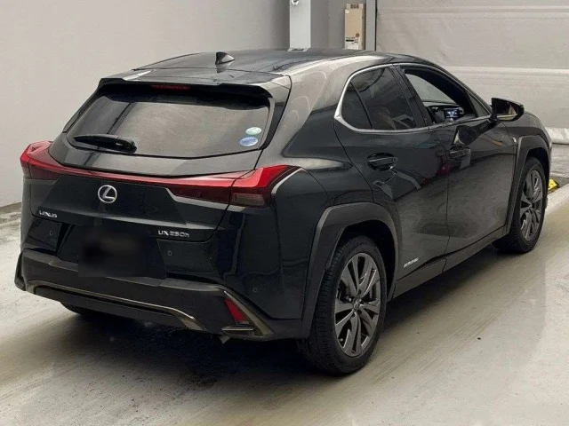 Lexus UX — фото 2