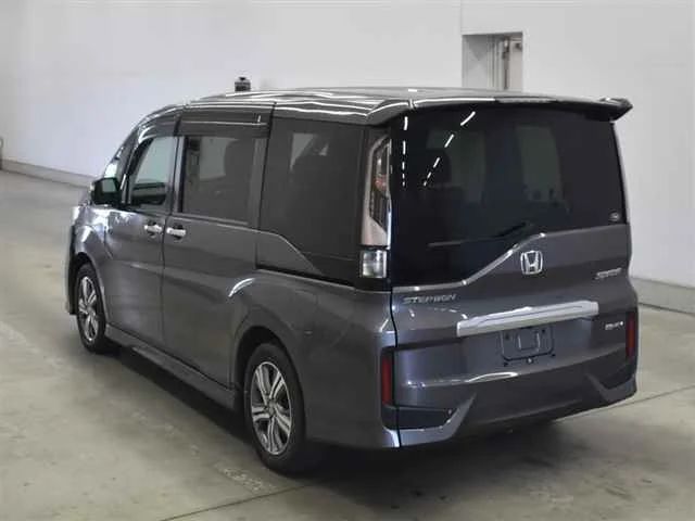 Honda STEP WAGON — фото 5
