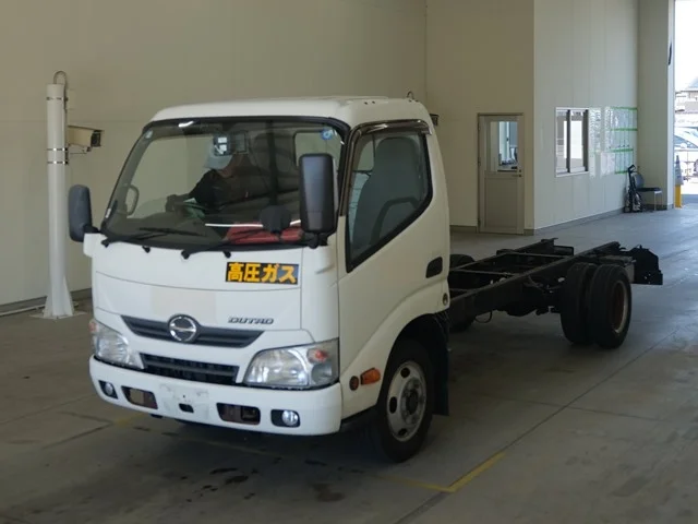 HINO DUTRO — фото 1