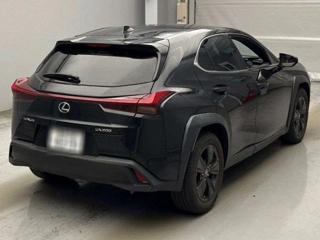 Lexus UX — фото 2