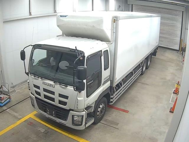 Isuzu TRUCK