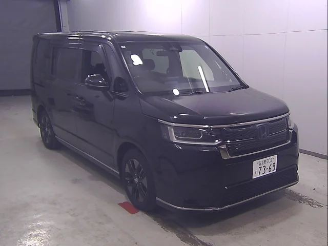 Honda STEP WAGON — фото 1