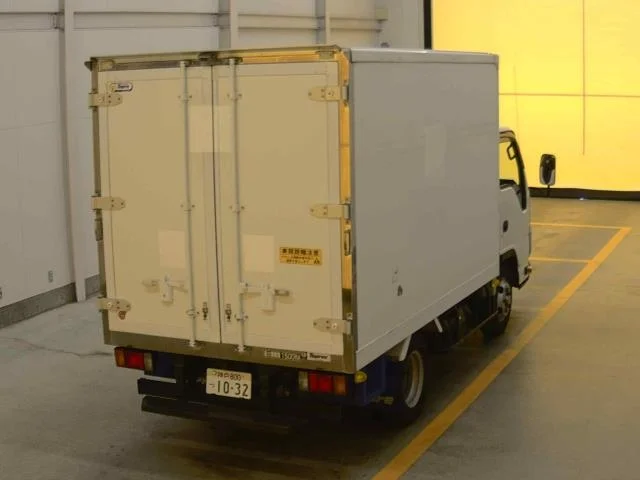 Isuzu ELF — фото 2