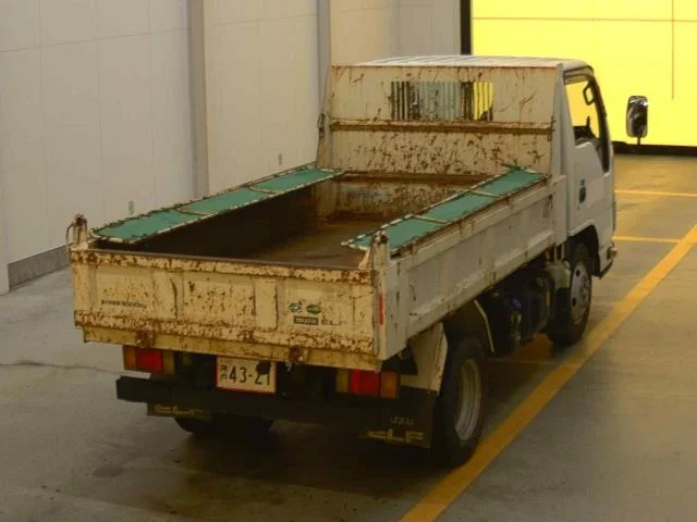 Isuzu ELF — фото 2