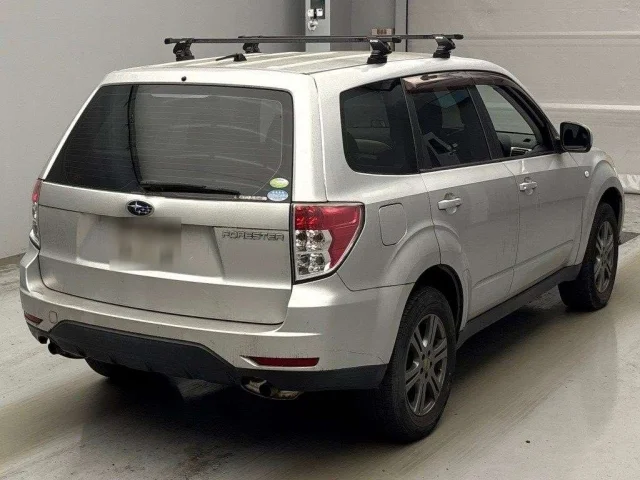 Subaru FORESTER — фото 2