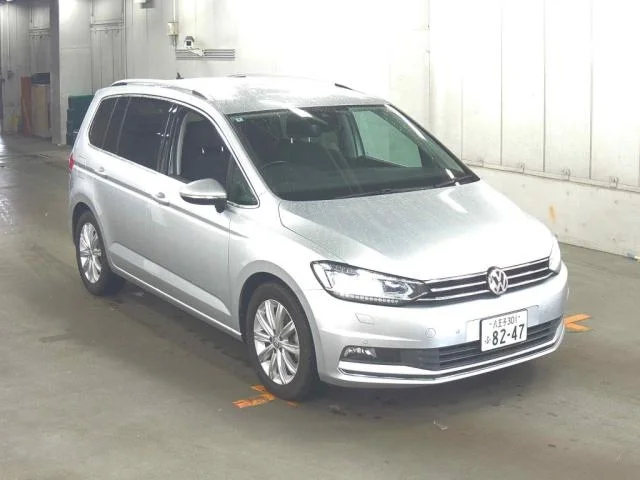 Volkswagen GOLF TOURAN