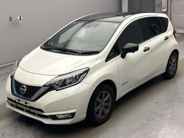 Nissan NOTE — фото 1